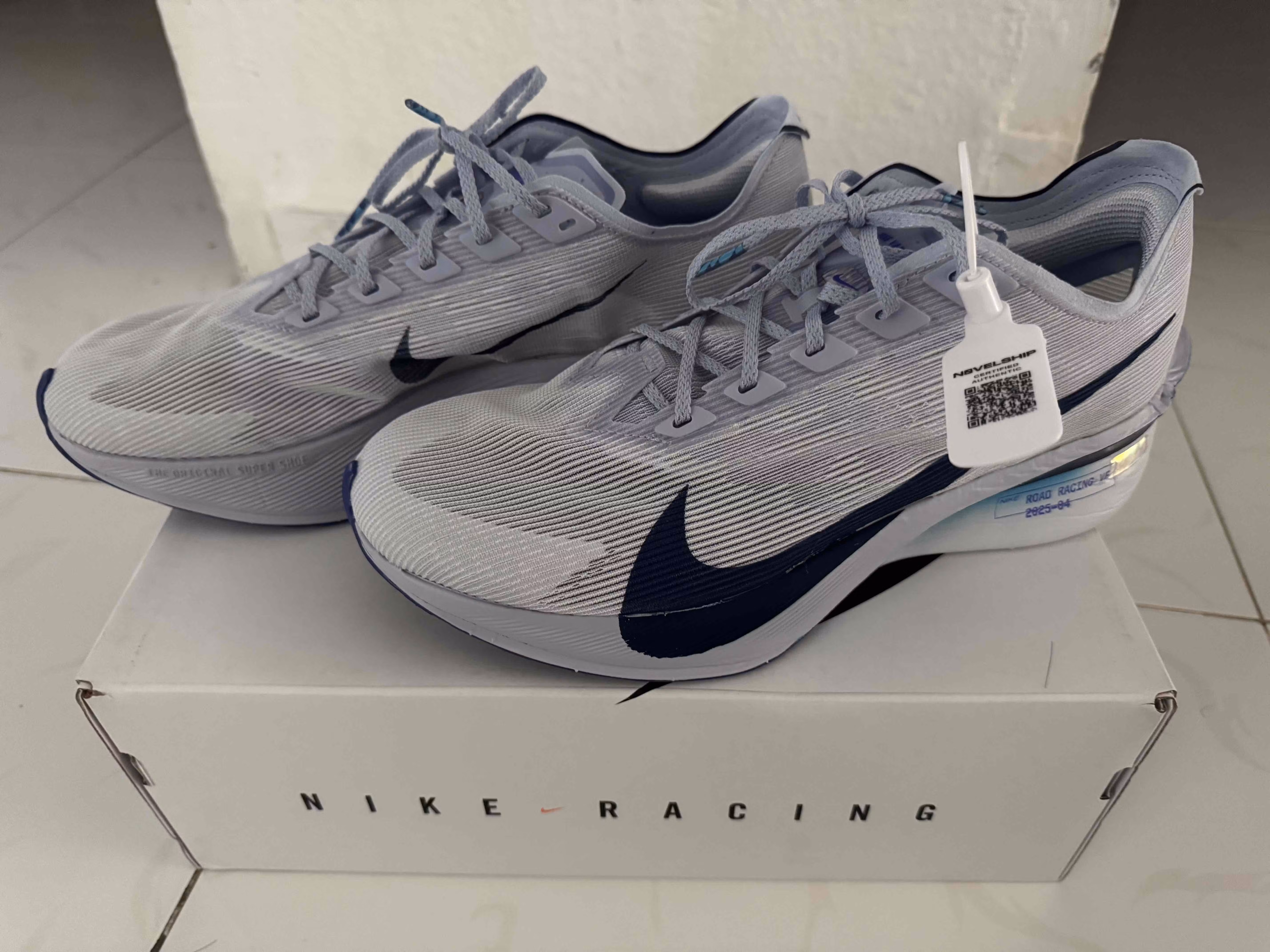 Nike Vaporfly 4 HF6414-001 Nike Vaporfly 4 HF6414-001